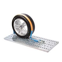 Type SF spanband 35 mm met antisliphoes bevestigd rond autowiel